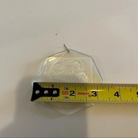 1983 CHRISTMAS TREASURES COLLECTOR'S ORNAMENT-ACRYLIC-IN ORIG. BOX - Picture 8 of 9